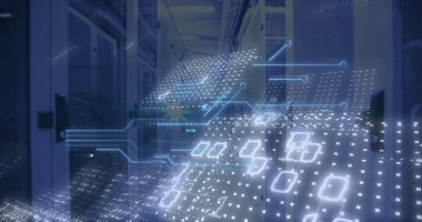 Bilgisayar sunucuları üzerinde ikili kodlama veri işleme ve devre kartı resmi. Dijital olarak oluşturulmuş küresel bağlantılar, hesaplama ve veri işleme kavramı.