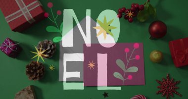 Yılbaşı kutlamalarının resmi Noel süslemeleri üzerine mesaj. Noel, şenlik, kutlama ve gelenek konsepti dijital olarak oluşturuldu.