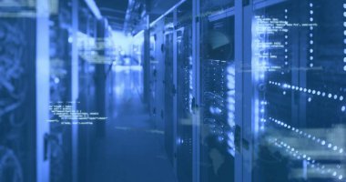 Bilgisayar sunucuları üzerinden finansal veri işleme resmi. Küresel finans, iş, bağlantılar, hesaplama ve veri işleme kavramı dijital olarak oluşturuldu.