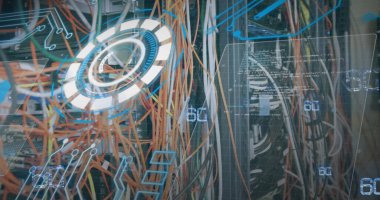 6 G metin resmi, bilgisayar sunucuları üzerinde dijital veri işleme. Dijital olarak oluşturulmuş küresel bağlantılar, hesaplama ve veri işleme kavramı.