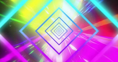 Parlak renkli ışıkların üzerine konsantrik mavi ve mor neon elmaslar. İşleniyor, veri, enerji, ışık, bağlantı, teknoloji ve iletişim, dijital olarak oluşturulmuş görüntü.