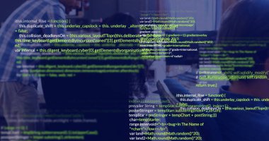 Ofisteki çeşitli iş adamlarının veri işleme görüntüsü. Küresel finans, iş, bağlantılar, hesaplama ve veri işleme kavramı dijital olarak oluşturuldu.