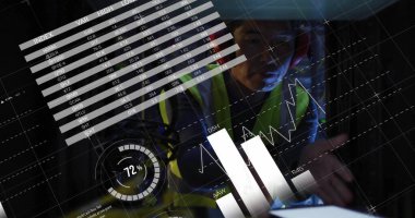 Bilgisayar sunucuları tarafından Afro-Amerikan erkek üzerinde veri işleme görüntüsü. Küresel finans, iş, bağlantılar, hesaplama ve veri işleme kavramı dijital olarak oluşturuldu.