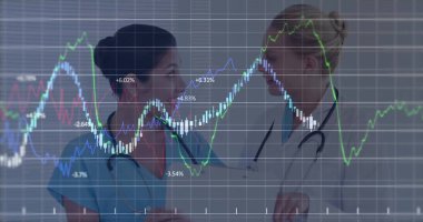 Çeşitli doktorların finansal veri işleme görüntüsü. Küresel tıp, işletme, bağlantılar, hesaplama ve veri işleme kavramı dijital olarak oluşturulmuş görüntü.