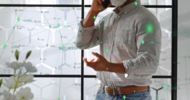 Akıllı telefon kullanan, Afro-Amerikan iş adamlarının üzerine kurulu bir dünya resmi. Küresel iş, bağlantılar, hesaplama ve veri işleme kavramı dijital olarak oluşturulmuş resim.