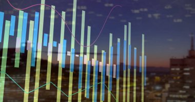 Şehir manzarası üzerinde finansal veri işleme resmi. Dijital olarak oluşturulmuş küresel bağlantılar, hesaplama ve veri işleme kavramı.