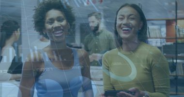 Ofisteki çeşitli iş adamlarıyla ilgili finansal veri işleme resmi. Küresel finans, iş, bağlantılar, hesaplama ve veri işleme kavramı dijital olarak oluşturuldu.