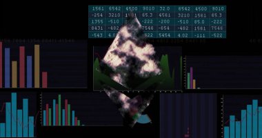 Finansal veriler ve tablolar soyut geometrik şekiller ve yıldırım etkileri üzerine. Finans, teknoloji, fütüristik, iş, ekonomi, dijital