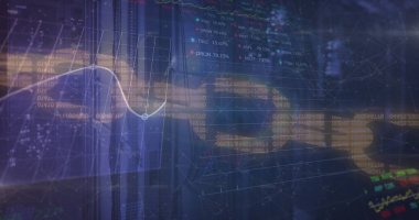 Sunucu odasındaki veri işleme ve zinciri görüntüsü. Teknoloji ve dijital arayüz kavramı dijital olarak oluşturuldu.