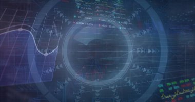 Koyu arkaplan üzerinde tarama ve veri işleme resmi. Küresel finans, iş, bağlantılar, hesaplama ve veri işleme kavramı dijital olarak oluşturuldu.