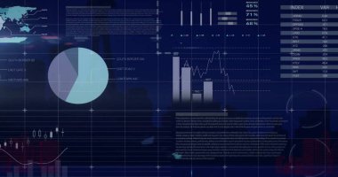 Geceleri şehir binaları üzerinde verileri işleyen grafik ve grafiklerin resmi. Ağ, veri, bağlantı, dijital arayüz, işleme ve iletişim, dijital olarak oluşturulmuş resim.
