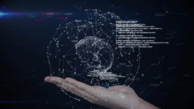 Dijital küreyi tutmak, ağ bağlantılarını ve animasyon veri görsellemesini göstermek. Teknoloji, yenilik, küreselleşme, fütüristik, iletişim