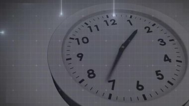 Şebeke şablonu ve dijital çizgiler saat yüzünü kaplıyor, animasyon etkisi yaratıyor. Zaman, teknoloji, fütürist, soyut