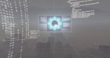 Ekran ve şehir manzarası üzerinde veri işleme resmi. Küresel finans, iş, bağlantılar, hesaplama ve veri işleme kavramı dijital olarak oluşturuldu.