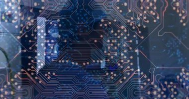 Teknolojiyle çalışmak, okuldaki insanlar devre kartı animasyonlu cihazlar kullanıyor. yenilik, eğitim, dijital, öğrenciler, elektronik