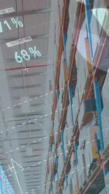 Depo üzerinden finansal verilerin ve grafiklerin animasyonu. ticaret, dağıtım hizmetleri, ekonomi ve teknoloji dijital olarak üretilmiş video.