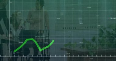 Değişen borsa grafik animasyonu, iş ekibinin verileri birlikte analiz etmesi. Maliye, takım çalışması, analiz, yatırım, strateji, pazar eğilimleri