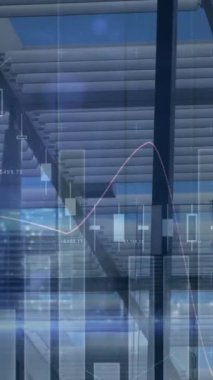 Yoğun ofis üzerinden finansal veri işleme animasyonu. iş, dijital arayüz ve veri işleme konsepti dijital olarak oluşturulmuş video.