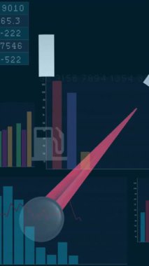 Araba panelinin üzerinde veri işleme animasyonu. küresel iş, finans, bağlantılar ve dijital arayüz konsepti dijital olarak oluşturulmuş video.