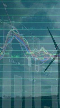 Mavi arka planda rüzgar türbini üzerinde istatistik ve veri işleme animasyonu. Çevre, yenilenebilir enerji ve sürdürülebilirlik kavramı dijital olarak oluşturulmuş video.