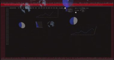 Soyut mavi şekiller animasyonunda onaltılık kod ve sistem bilgileri gösteriliyor. Teknoloji, dijital, fütüristik, veri, programlama, yenilik