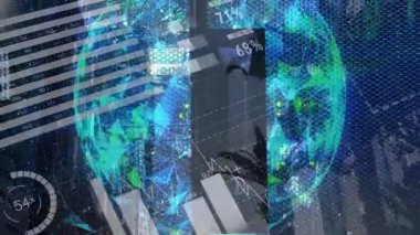 Dijital sanat tasarımında geometrik şekiller ve finansal verilerle örtüşen animasyon. Finans, ekonomi, yatırım, soyut, fütüristik, analitik