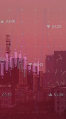 Çin bayrağı animasyonu ve şehir manzarası üzerinde işlenen veri. küresel iş, finans ve dijital arayüz kavramı dijital olarak oluşturulmuş video.