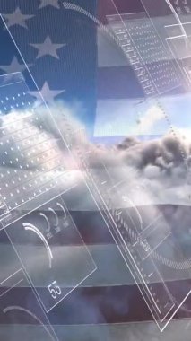 Amerikan bayrağının animasyonu ve finansal veri işleme. Amerikan iş ve finans konsepti dijital olarak üretilen video.