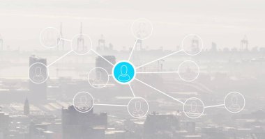 Şehir manzarası üzerindeki simgelerle bağlantı ağının resmi. küresel iş ve dijital arayüz kavramı dijital olarak oluşturulmuş görüntü.