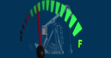 Yakıt göstergesi, benzin pompası arka planında dolu depo gösteriyor. Enerji, petrol, sanayi, üretim, benzin, çıkarma