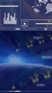 Sunucu odasında veri işleme animasyonu. küresel iş ve dijital arayüz kavramı dijital olarak oluşturulmuş video.