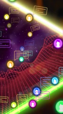 Medya simgelerinin ve şekillerin dağların ve uzayın üzerinde canlandırılması. Sosyal medya ve iletişim arayüzü kavramı dijital olarak oluşturulmuş video.