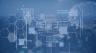 Görünürde dijital ağ ve veri işleme animasyonu olan şehir manzarası arka planı. Teknoloji, iletişim, fütüristik, bağlantı, akıllı şehirler