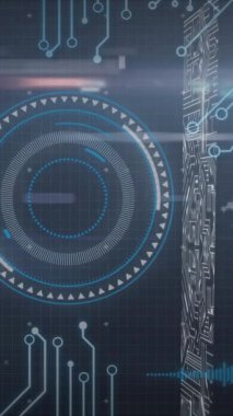 Kapsamlı tarama ve kara arkaplanda veri işleme animasyonu. küresel teknoloji ve dijital arayüz kavramı dijital olarak oluşturulmuş video.