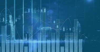 Şehir manzarasını mavi tonlarla kaplayan finansal veri haritalarının animasyonu. Finans, ekonomi, teknoloji, iş, analitik, bilgi