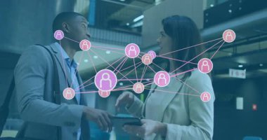 Şebeke bağlantılarıyla, ofiste animasyon örtüşen iş adamlarıyla tartışıyoruz. Ağ, işbirliği, şirket, ekip, tartışma, teknoloji