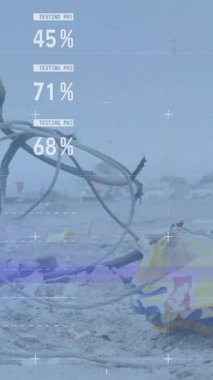 Atık toplama sahasında veri işleme animasyonu. küresel çevre, atık imhası ve sürdürülebilirlik kavramı dijital olarak oluşturulmuş video.