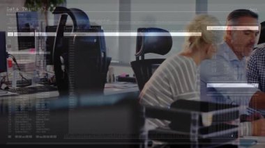 Ofiste işbirliği, veri terminali arayüzü için animasyon kullanan iş ekibi. Takım çalışması, işbirliği, şirket, teknoloji, yenilik, beyin fırtınası