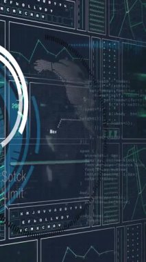 Siyah arkaplanda veri işleme ve küre animasyonu. küresel iş ve dijital arayüz kavramı dijital olarak oluşturulmuş video.