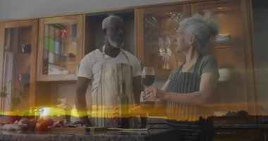 Mutfakta şarap paylaşımı, çift günbatımı manzarası animasyonunun tadını çıkarıyor. Romantik, akşam, rahatlama, içecek, dijital, birliktelik