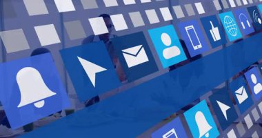 Ofiste, birlikte çalışan insanları çevreleyen dijital simgelerin animasyonu. İşbirliği, takım çalışması, yenilik, teknoloji, iş dünyası, iletişim