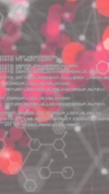 DNA iplikçikleri üzerinde bilimsel veri işleme animasyonu. küresel bilim, araştırma, veri işleme ve dijital arayüz kavramı dijital olarak oluşturulmuş video.