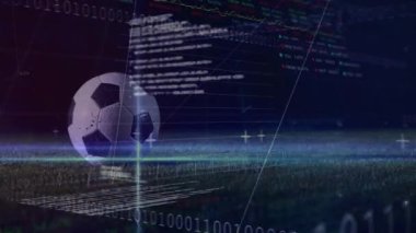Dijital verileri olan futbol topunun animasyonu ve saha arka planında ikili kod. yenilik, teknoloji, kodlama, spor, sanal, fütürist