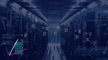 Teknoloji merkezindeki veri sunucularının üzerinde çizgi ve çizgi grafikleri var. analitik, yenilik, ağ, dijital, fütüristik, bağlantı