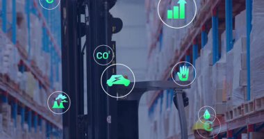 Güvenlik teçhizatı, animasyon ve dijital ikonlarla çevrili bir depo çalışanı. lojistik, teknoloji, yenilik, sanayi, ulaşım, koruyucu