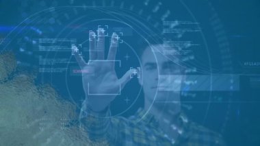 Şeffaf dijital ekranda animasyon ile biyometrik veri taraması yapılıyor. teknoloji, parmak izi, güvenlik, kimlik, dokunmatik ekran, fütüristik