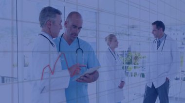 Animasyon finansal grafik örtüşmesi olan verileri tartışan tıp uzmanları. Sağlık, analitik, finans, işbirliği, takım çalışması, yenilik