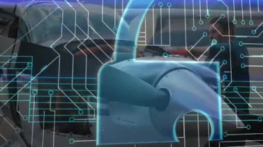 Uçak motoru üzerinde çalışan, animasyon kaplaması için dijital arayüz kullanan bir adam. Havacılık, mühendislik, teknoloji, yenilik, bakım, uzay