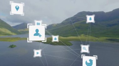 Manzaralı dağ manzarasına bağlanan sosyal medya simgelerinin animasyonu. Ağ, dijital, bağlantı, doğa, teknoloji, iletişim