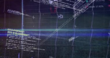 Futbol topunu tekmelemek, animasyon ve dijital veri ikili kodla örtüşüyor. teknoloji, hareket, yenilik, siber güvenlik, sanal gerçeklik
